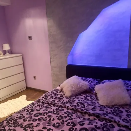 Perfect Place To * Belgrado