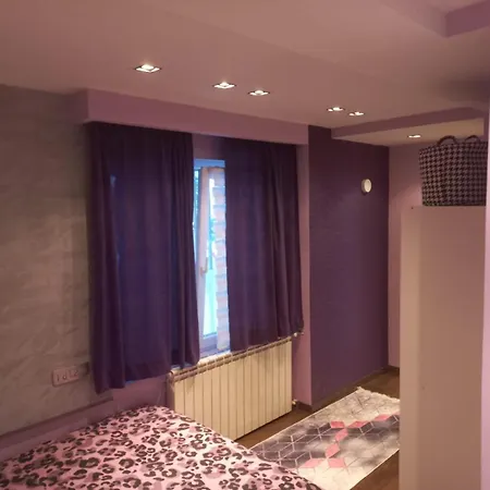 Perfect Place To * Belgrado